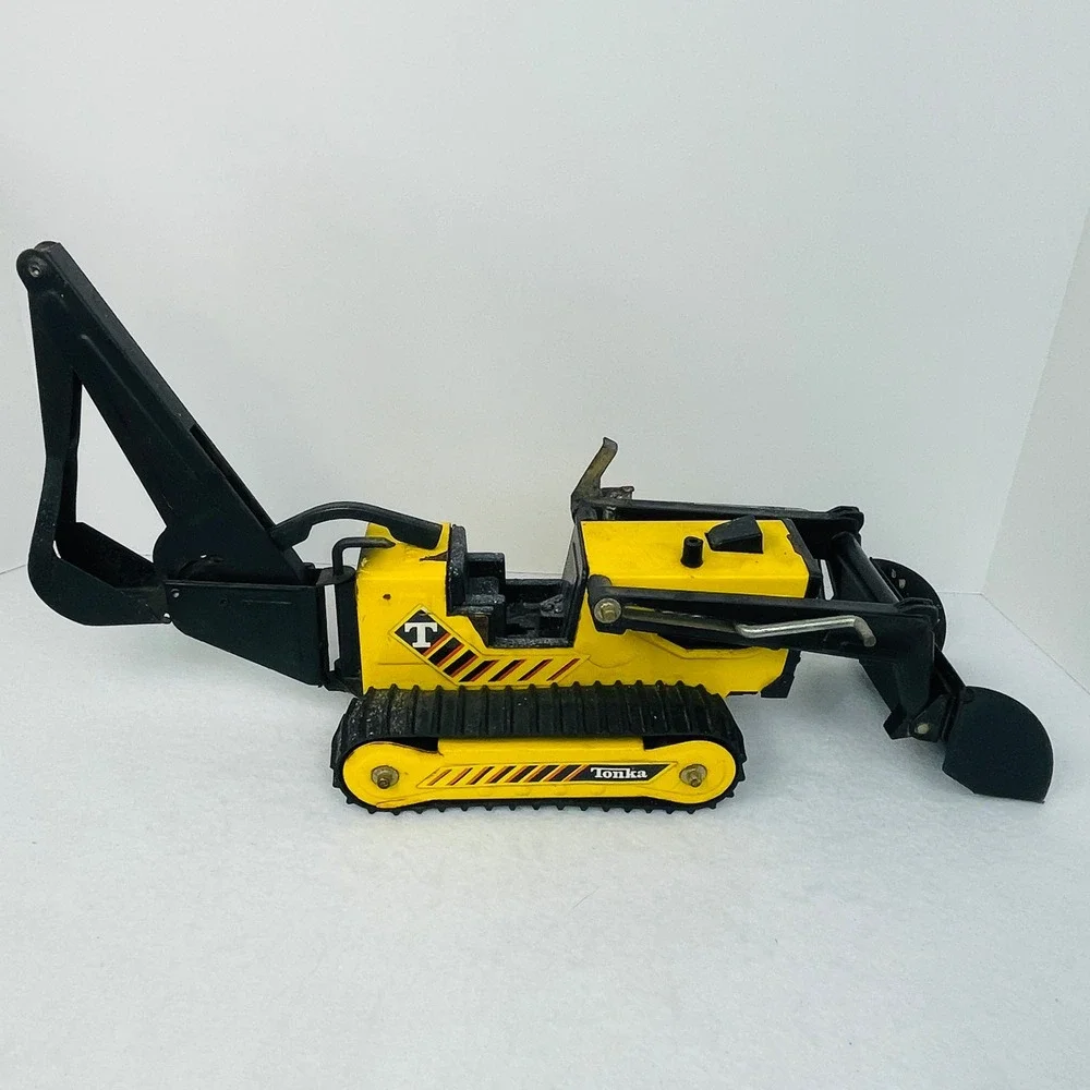 Vintage Tonka Pressed Steel Backhoe Loader Crawler Yellow Black Construction Toy